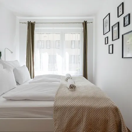 Apartament Celestial Court *